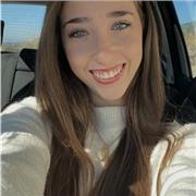 Profesora de inglés joven, apta para todos los niveles y abierta a todo!